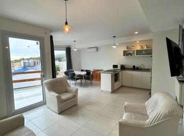 Departamento · 75m² · 4 Ambientes · 1 Cochera · Dúplex 2d con Vista Al Mar - 50 m de Playa Brava - Pileta - Cochera