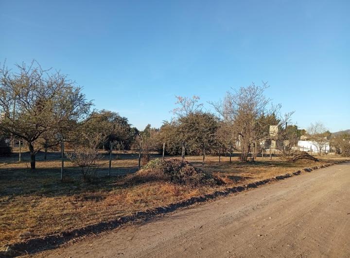 Terreno · 1211m²