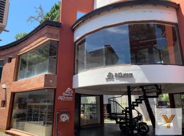 Local comercial · 90m² · Local en Venta - 2 Baños - 90 m² - Carilo