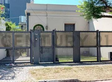 Casa · 126m² · 4 Ambientes · 2 Cocheras · Casa en Venta en Don Bosco de Estilo