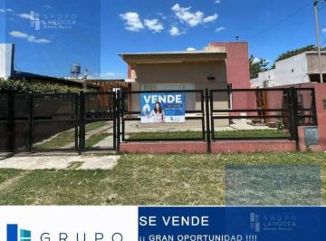 Casa · 80m² · 2 Dormitorios · Casa en General Alvear