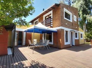 Casa de 4 ambientes, Mar del Plata · Hermoso y Sólido Chalet en Venta en Sierra de Los Padres