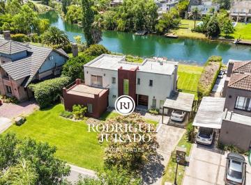 ROJ-ROJ-814_2 · Casa en Venta a La Laguna Santa Clara Villanueva