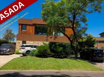 Casa · 400m² · 5 Ambientes · 5 Cocheras · Usd 585.000 Al Golf - 3 Dorm. + Dep + Parrilla 2 Piletas + Amarra
