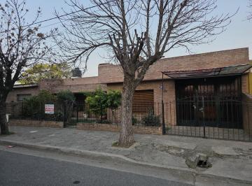 Foto · Casa en Venta en Barrio Las Palmas 4 Dorm.