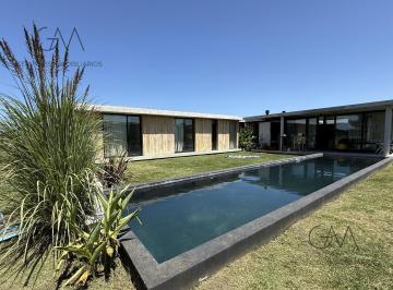 Casa · 187m² · 4 Ambientes · Casa en Venta Casonas del Harás