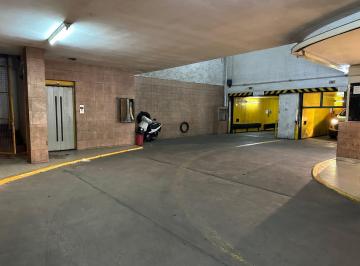 Garage · 14m² · Cochera en Venta en La Plata.