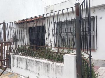 Casa · 300m² · 6 Ambientes · 1 Cochera · Casa en Venta