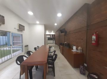Casa de 8 ambientes, Almirante Brown · Dos Casas Dueño Directo