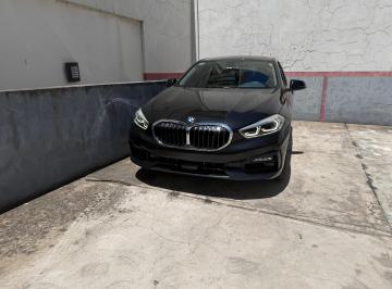 Garage , Palermo · Cochera Descubierta en Edificio Sobre Luis m Campos