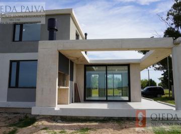 Casa · 100m² · 3 Ambientes · Casa de Hormigón a Estrenar - Mar Chiquita