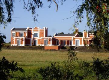 Quinta vacacional · 480m² · 5 Ambientes · Quinta - Laguna del Sauce