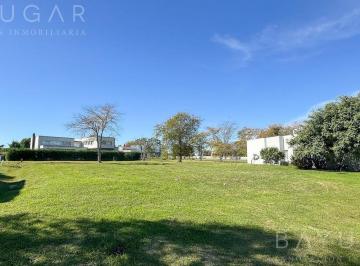 Terreno · 739m² · Venta Lote en Greenville Polo