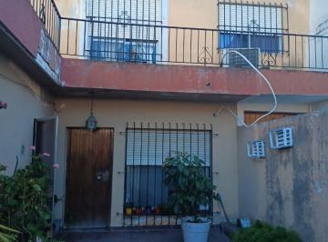 Casa de 4 ambientes, San Fernando · Gran Oportunidad! Casa PH en Victoria.