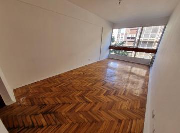 Departamento · 69m² · 3 Ambientes · Departamento en Flores
