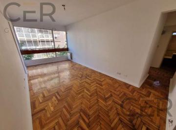 Departamento · 69m² · 3 Ambientes · Departamento de Tres Ambientes con Dependencia en Flores