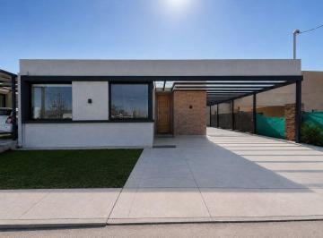 Casa de 6 ambientes, Mayor Drummond · Proyecta Vende Casa en Barrio Pueblo Malbec