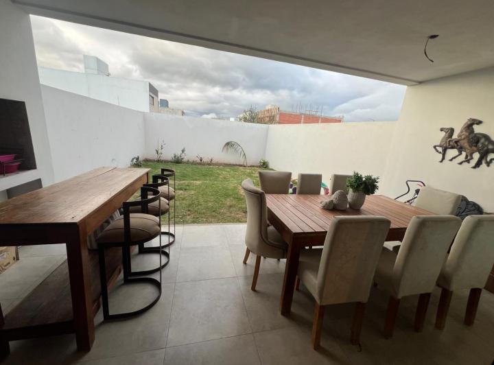 PH · 140m² · 4 Ambientes · 1 Cochera