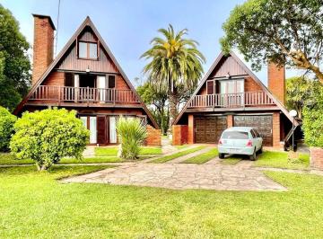 Casa · 251m² · 8 Ambientes · 2 Cocheras · Complejo, 2 Alpinas + Casa Chica a m del Mar!
