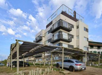 Hotel , Pinamar · Amplios Apartamentos Frente Al Mar