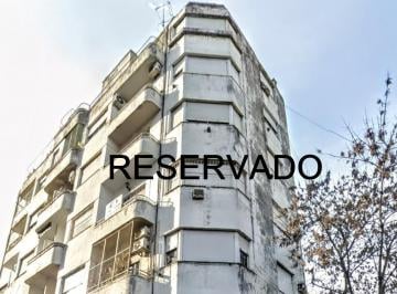 Departamento · 67m² · 4 Ambientes · Venta 4 Amb a Reciclar por Siniestro San Cristobal