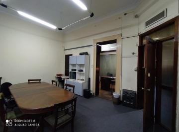 Oficina comercial · 125m² · 5 Ambientes · Oficina - 6 Ambientes - Excelente Ubicacion