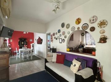 PH · 60m² · 2 Ambientes · PH en Venta - Muy Luminoso - Terraza Propia