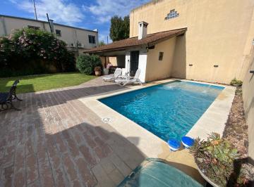 Casa · 163m² · 4 Ambientes · 1 Cochera · Venta Casa Bella Vista 4 Amb Pileta Apto Credito