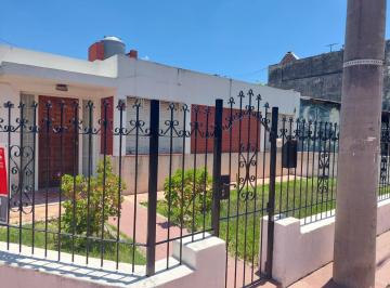 Foto · Casa Hermosa en Barrio Jardín - Venta