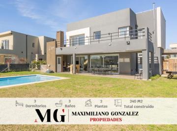 Casa · 240m² · 4 Ambientes · 1 Cochera · Casa Venta Terralagos Canning