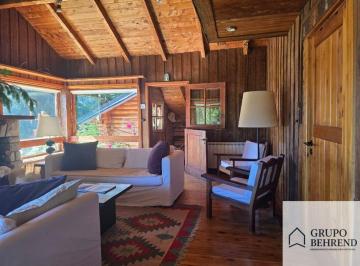 Casa de 6 ambientes, San Carlos de Bariloche · Casa en Alquiler Temporario C/ Cochera en Villa Catedral
