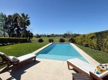 Casa · 231m² · 5 Ambientes · 3 Cocheras · Casa en Venta y Alquiler Anual, 5 Ambientes, San Isidro Labrador, Villanueva, Al Golf.