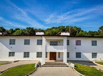 Casa de 20 ambientes, Malagueño · Oportunidad Única! Imponente Casa en Estación del Carmen 5 Suites 7 Baños.