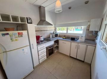 Departamento · 80m² · 3 Ambientes · Departamento en Venta Excelente Ubicacion