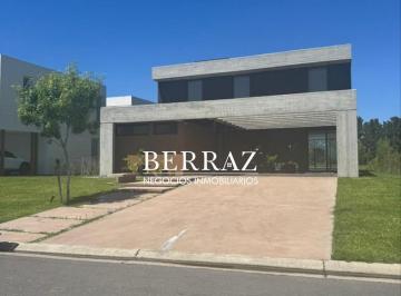 Casa · 286m² · 8 Ambientes · 4 Cocheras · Casa Venta 6 Dorm. Barrio Los Puentes Lote de 809 m² Nordelta Tigre