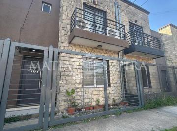 PH · 63m² · 3 Ambientes · 1 Cochera · Casa 3 Ambientes. | Malabia 1763