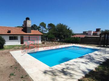Casa de 3 ambientes, San Antonio de Arredondo · Casa con Pileta a Estrenar en San Anotnio de Arredondo, Cordoba