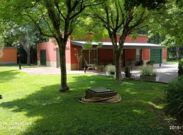 Casa · 244m² · 4 Ambientes · 4 Cocheras · Venta Casa - Barrio Carabassa, Pilar - Vco Propiedades