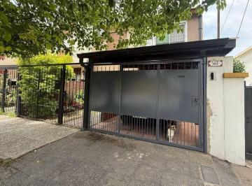 PH · 104m² · 4 Ambientes · PH en Castelar