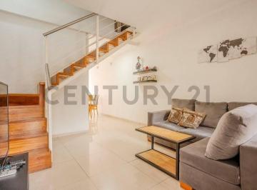 PH · 80m² · 3 Ambientes · 1 Cochera · Venta PH Dúplex 3 Ambientes con Cochera, Patio y Parrilla | Ciudadela - Acepta Permuta