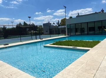 Departamento de 2 ambientes, Moreno · Venta 2 Ambientes con Cochera Cubierta y Baulera