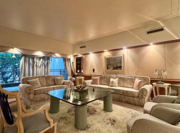 Departamento de 6 ambientes, Belgrano · Belgrano, Piso Alto de 300 m² en Edificio Emblemático. 4 Dorm. y 2 Cocheras
