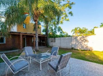 Casa · 98m² · 4 Ambientes · Florencio Varela 1600