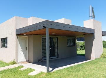 Casa · 50m² · 1 Ambiente · 1 Cochera · Venta Loft en Punta Chacra Roldan