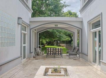 Casa · 359m² · 5 Ambientes · 2 Cocheras · Venta Bajo Olivos Casa 4 Amb Jardin Quincho Pileta