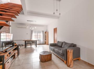 Casa · 128m² · 4 Ambientes · 1 Cochera · Venta Casa 4 Amb Haedo Sur - Lote 10x17.96 C/coch y Parque