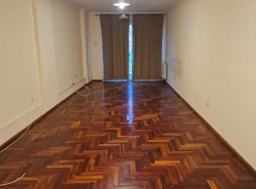 Departamento de 4 ambientes, Córdoba · Alquiler de Amplio Departamento 2 Dorm., Frente a Pario Olmos
