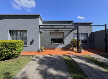Casa de 4 ambientes, Ituzaingó · Casa Americana en Venta, Ituzaingo