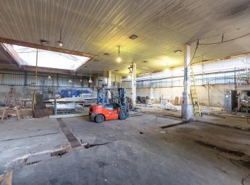 Depósito · 2400m² · 6 Ambientes · Alquiler Deposito en Villa Lynch