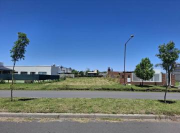 Terreno · 652m² · Terreno en Funes Norte